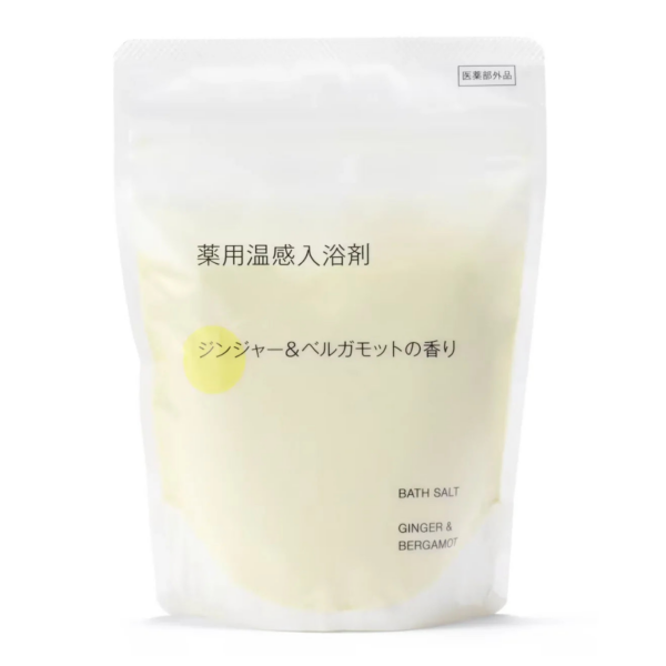 MUJI Warming Bath Salts Ginger Scent (360g), 360g, spicy ginger aroma, ideal for evening relaxation.