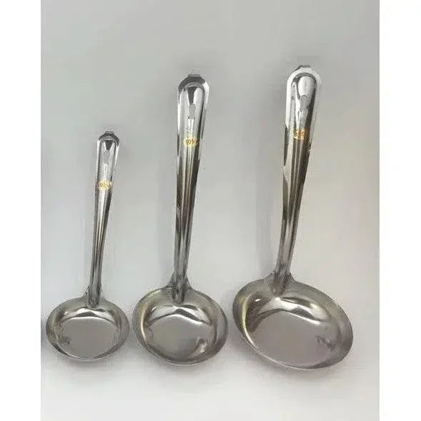 SEIWEI Stainless Steel Metal Soup Ladle with Hook, large size, durable design ideal for serving soups