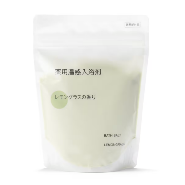 MUJI Medicinal Warming Bath Salts Lemongrass Scent 360g, 360g, Lemongrass Scent, ideal for evening relaxation.