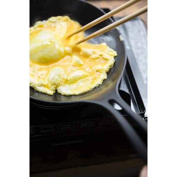 24cm Iwachu Nambu Cast Iron Omelette Frying Pan, induction compatible, designed for home cooks