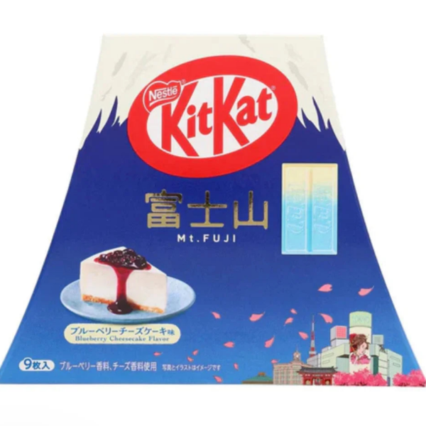 Kit Kat Blueberry Cheesecake, 15g, Mt. Fuji edition, ideal for a sweet snack