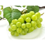 Close-up of Orihiro Drinkable Konjac Jelly Drink White Muscat Grape Flavor 130g featuring chewy texture
