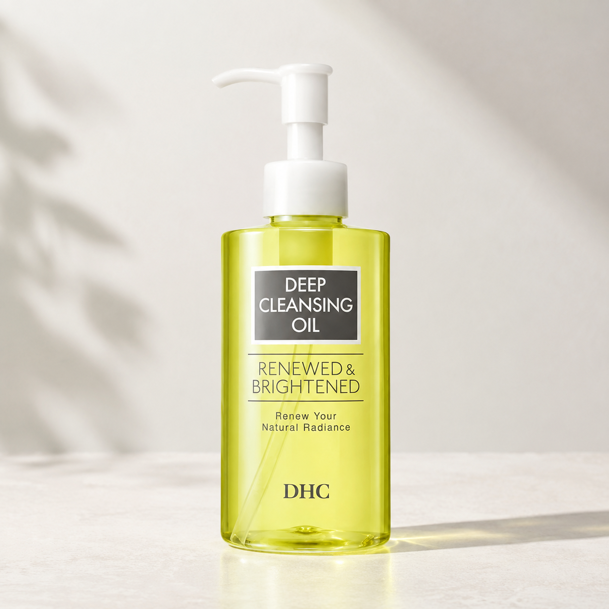 DHC Medicated Deep Cleansing Oil Renew Brite (200ml)-yoyojapan-01 DHC Medicated Deep Cleansing Oil Renew Brite (200ml) - Image 1